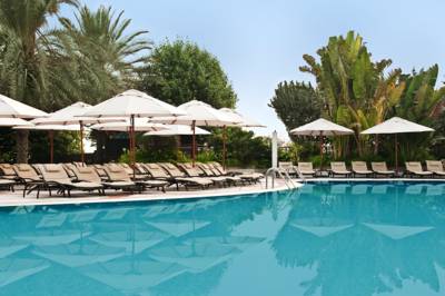 تور دبی هتل هیلتون جمیرا رزیدنس - آژانس مسافرتی و هواپیمایی آفتاب ساحل آبی